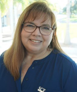 Photo of Lori Stephens Tomlinson